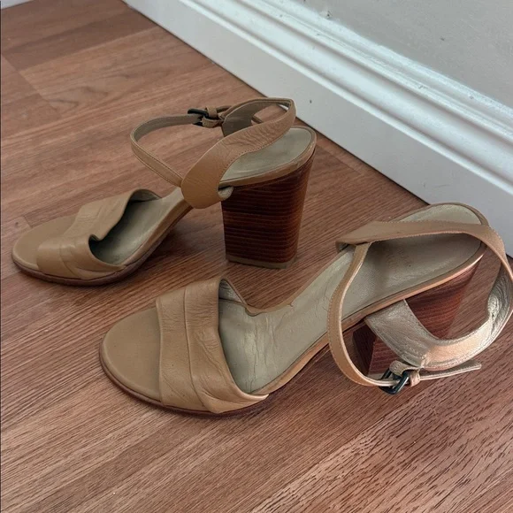 STUART WEITZMAN Brown Tan Chunky Wooden Heel Sandal Size 8.5 - Picture 6 of 7